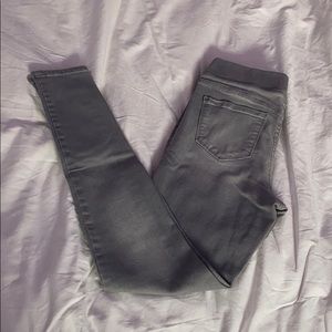 Old Navy Mid Rise Women’s Grey Jeggings
